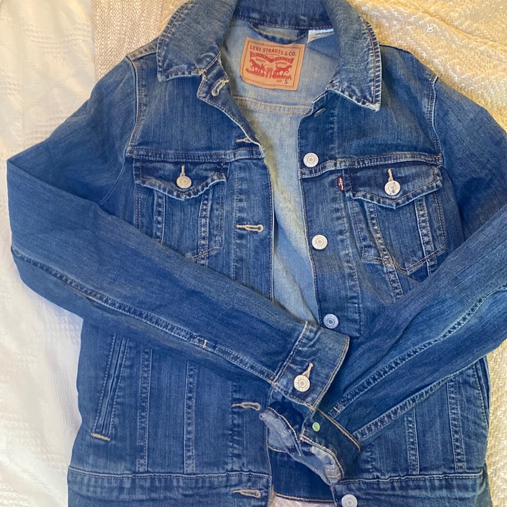 Levi Strauss & Co Jean jacket. Size small.